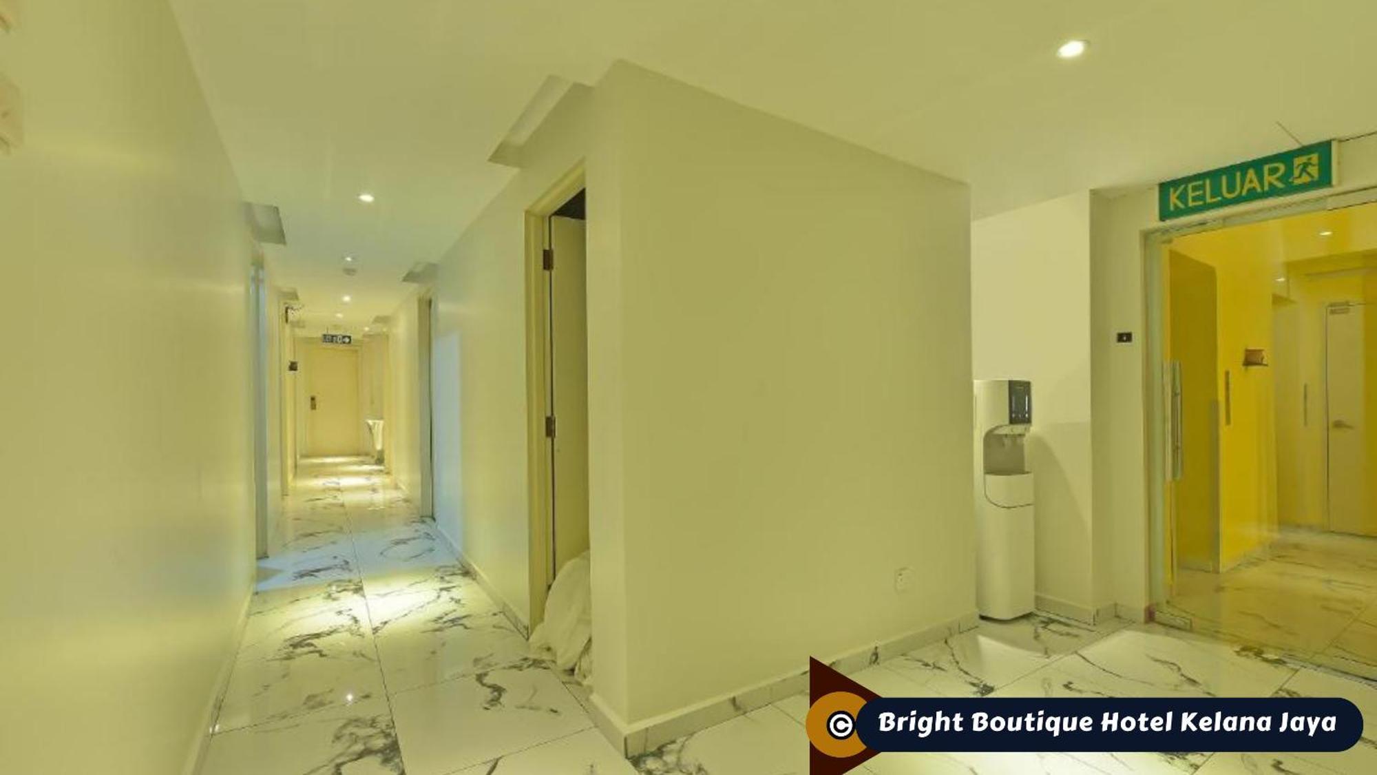 Bright Boutique Hotel Kelana Jaya เปอตาลิงจายา ภายนอก รูปภาพ